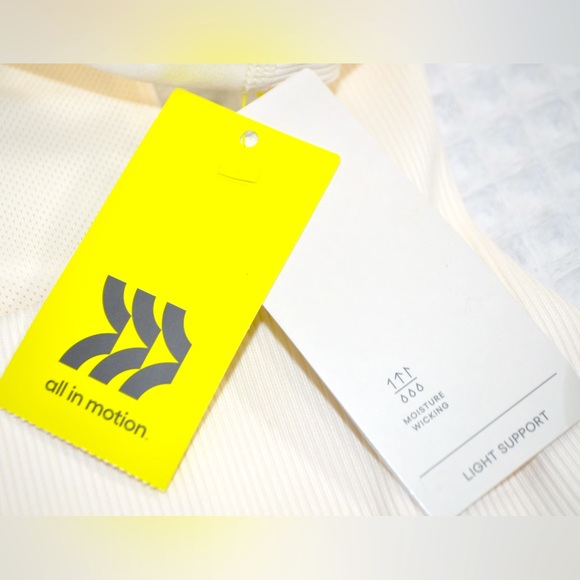 NWT All In Motion Light Support Ribbed Flex Cropped Sports Bra Cream Size XXL - Picture 6 of 8